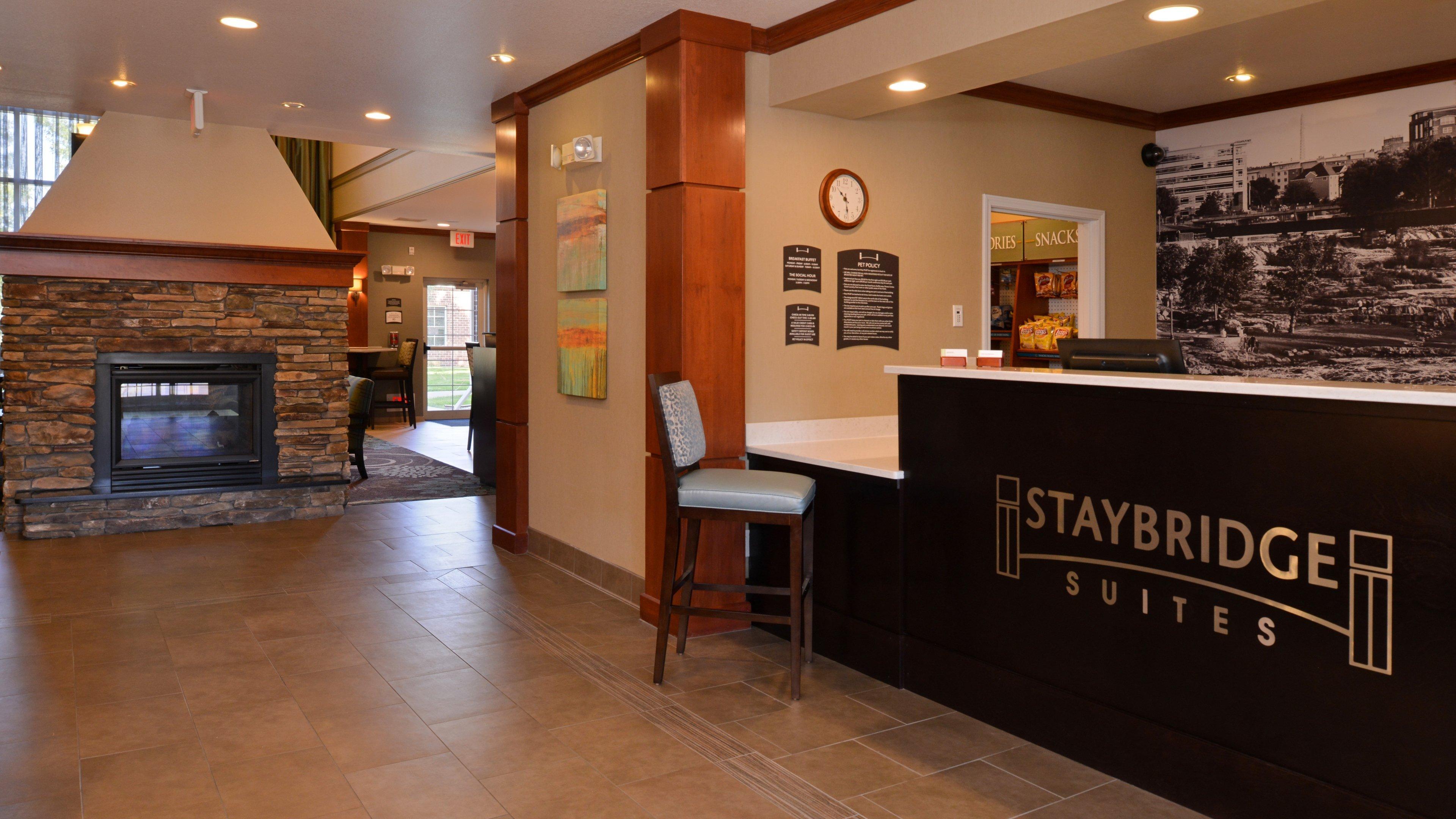 Staybridge Suites Sioux Falls At Empire Mall By Ihg Kültér fotó