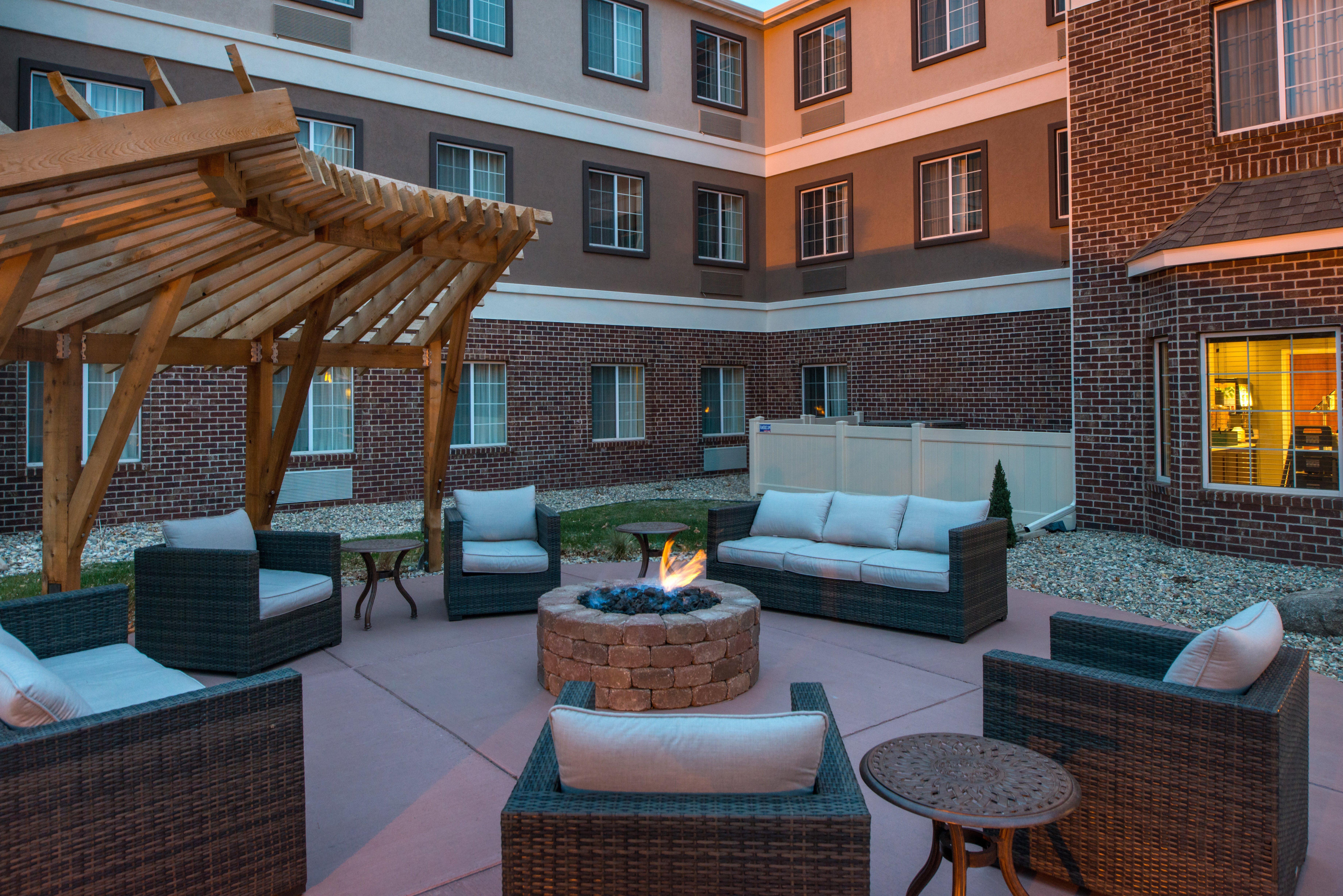 Staybridge Suites Sioux Falls At Empire Mall By Ihg Kültér fotó